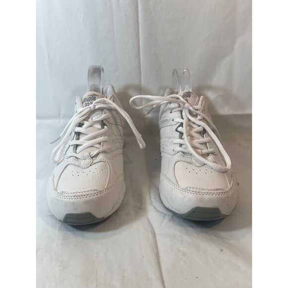 AVIA A325WWSY Leather Athletic Non-Slip Shoe walking shoe size 8 - Picture 1 of 15